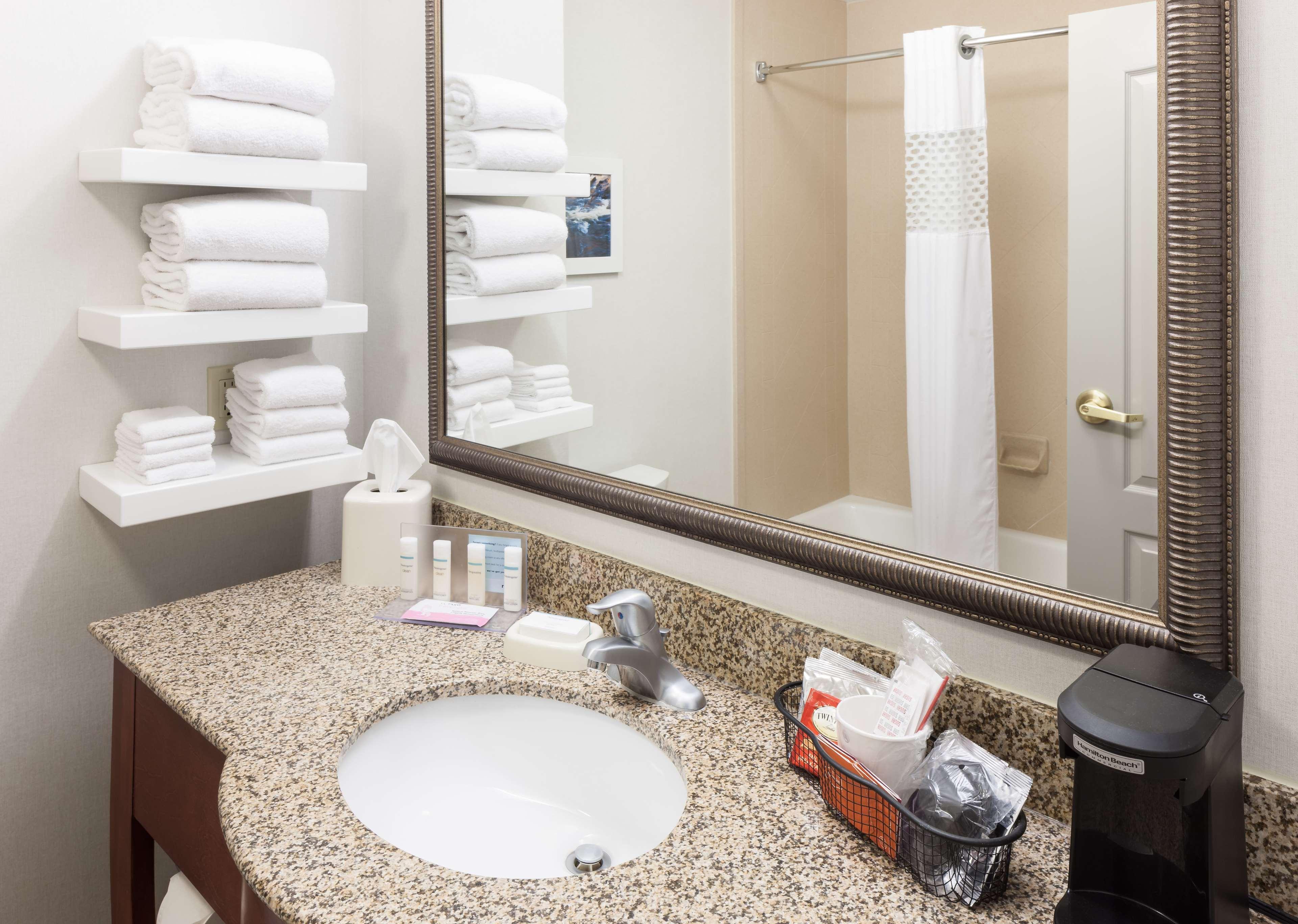 Hampton Inn & Suites Cedar Rapids Eksteriør bilde