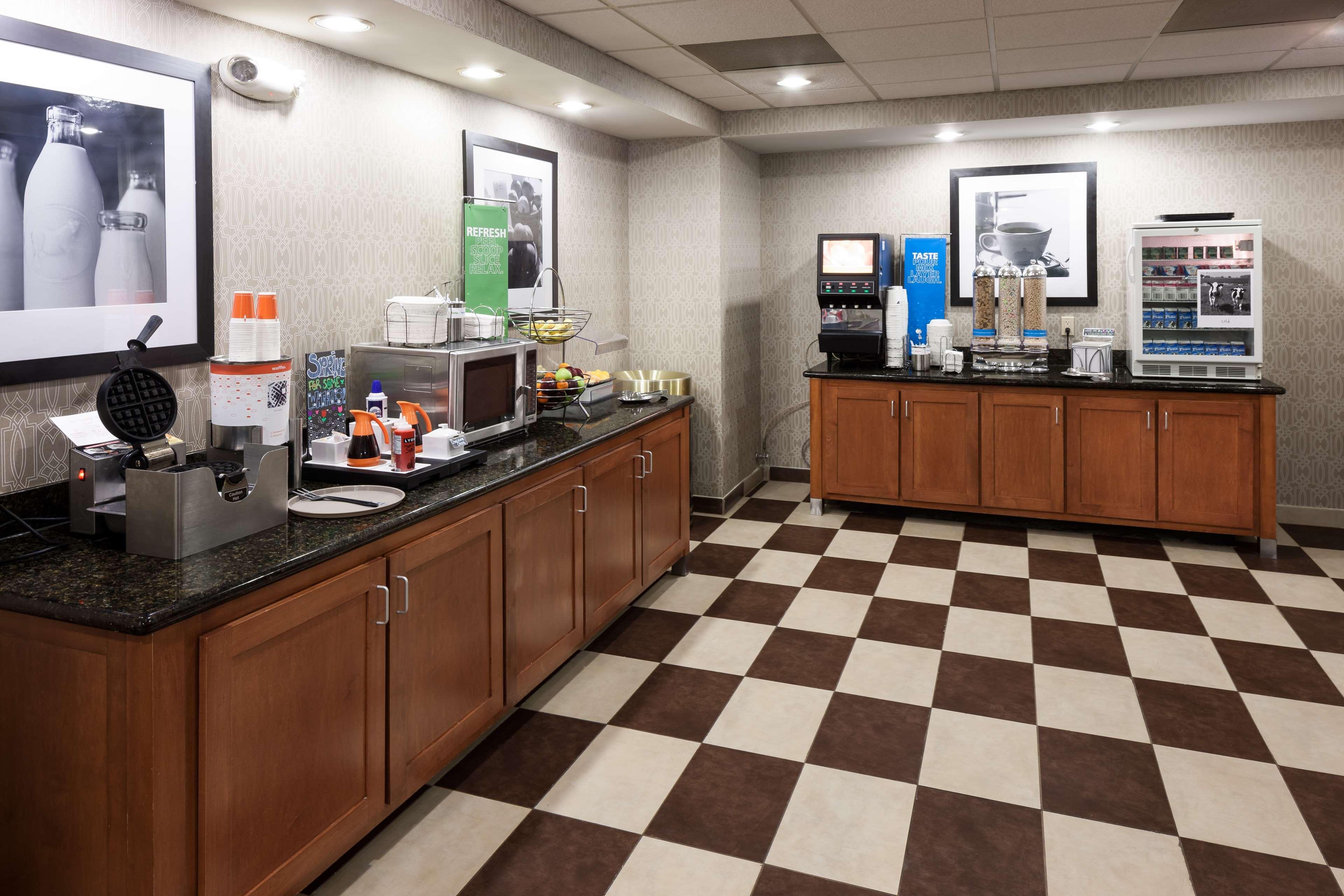 Hampton Inn & Suites Cedar Rapids Eksteriør bilde