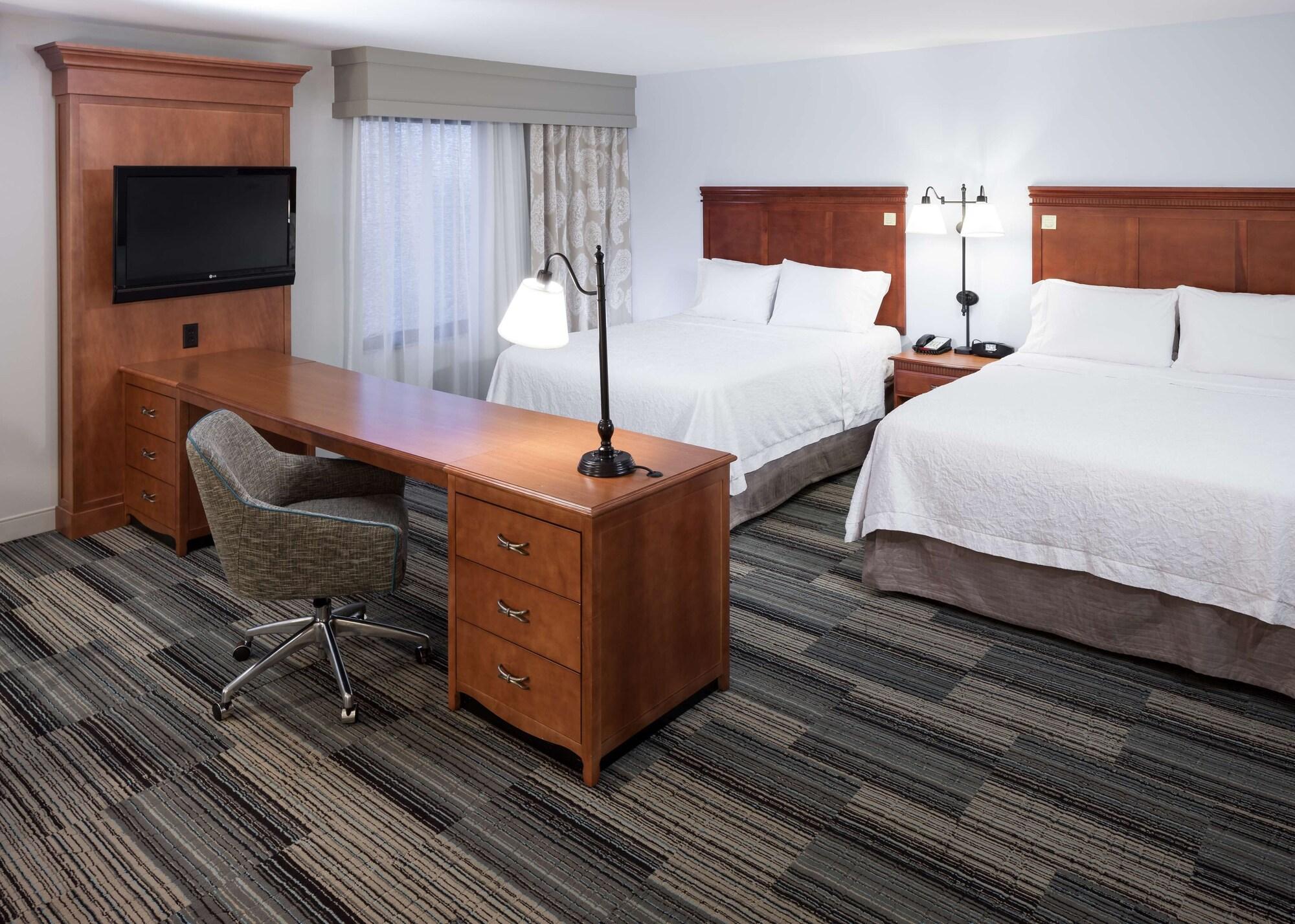 Hampton Inn & Suites Cedar Rapids Eksteriør bilde