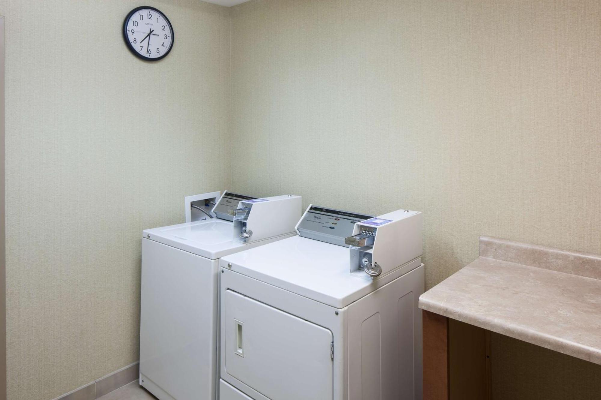 Hampton Inn & Suites Cedar Rapids Eksteriør bilde