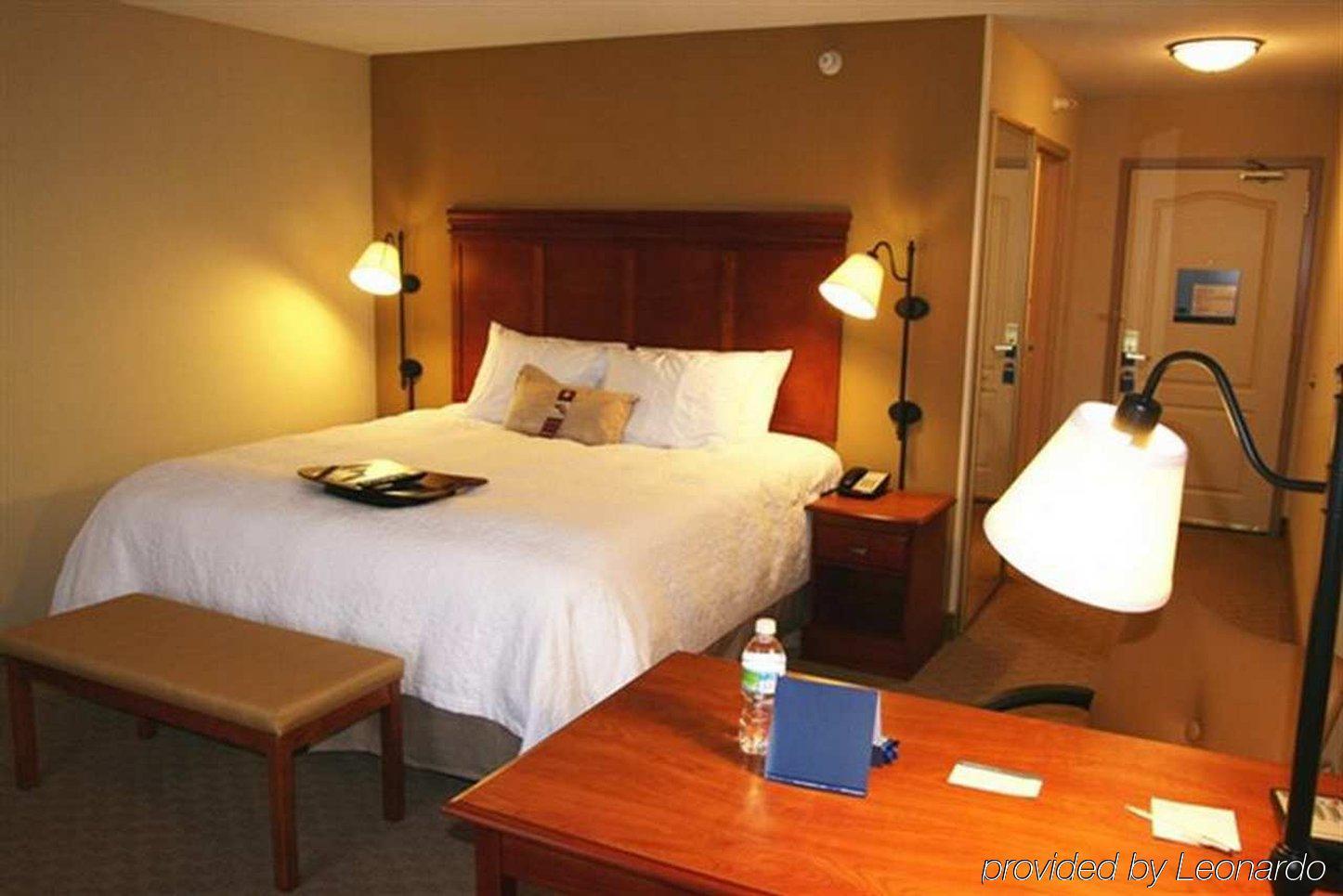 Hampton Inn & Suites Cedar Rapids Rom bilde